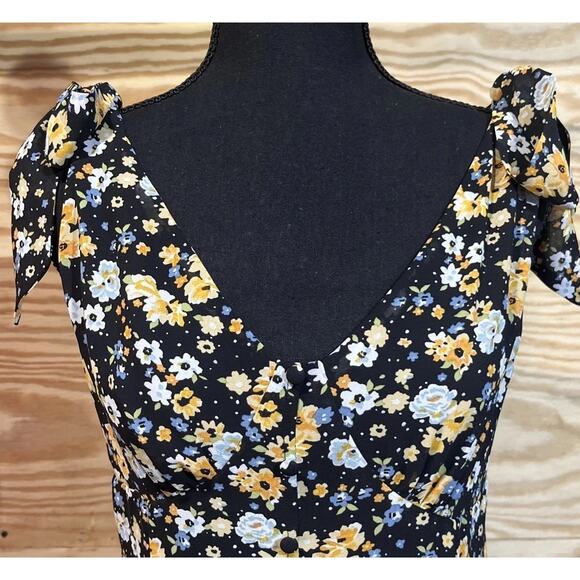 Lulus Y2K Babydoll Floral Chiffon Midi Dress Size Small Black Romantic Fairy - Picture 2 of 15